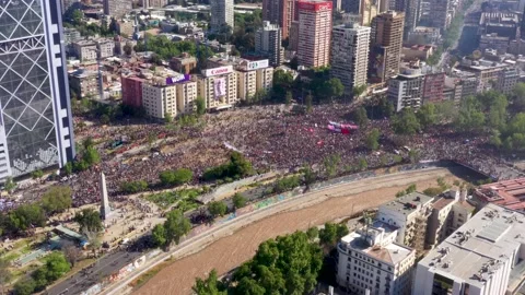 Protests in Chile Video stock 141488520