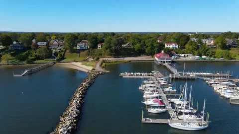 Providence River coast aerial view, Cranston, Rhode Island, USA 스톡 동영상 341992478