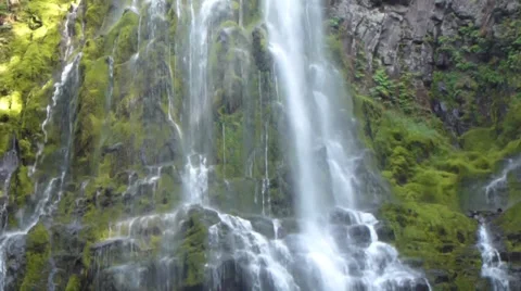 Proxy Falls close up 動画素材 29286984