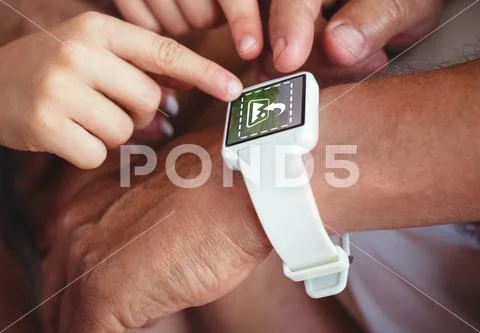 PSD template of family pointing at smart watch PSD Template