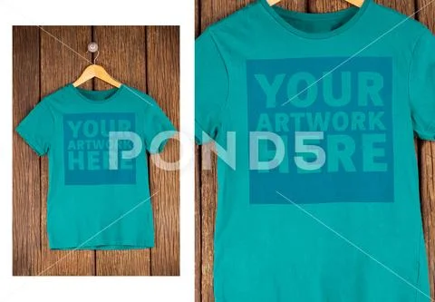 PSD template of green t-shirt on hanger against wooden background PSD-Vorlage