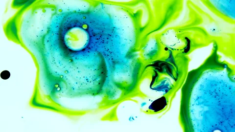 Psychedelic morphing liquid, bubbles, ink transition. Abstract grunge background Stock Footage 152335671