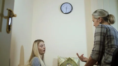 Psychologist Video stock 101207370