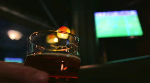 Pub beer Vídeos de archivo 44479346