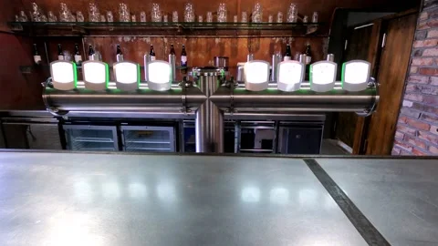 Pub 動画素材 154558115