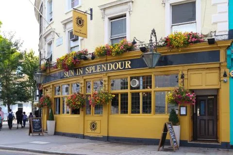 The pub Sun in splendour located in Notting hill district, on Portobello Road Foto stock