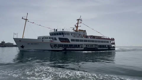 The public ferry of Istanbul passes through the sea, Kadıköy lighthouse Stock Footage 187032725