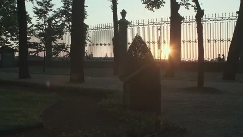 Public garden. it's getting dark. Stock Footage 157608145