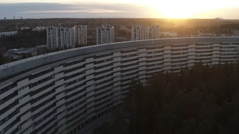 Public Housing Vidéo 111352821