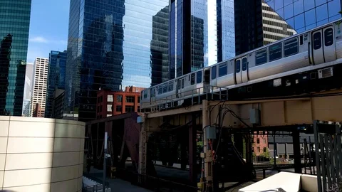 Public transit at Lake Street in Chicago, USA. Wolf Point in West Loop. Travel. Stock Footage