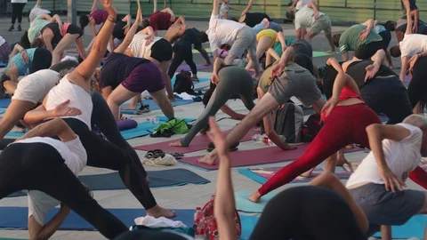 Public Yoga lesson Stock Footage 116741822