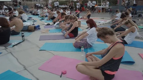 Public Yoga lesson Stock Footage 116742885