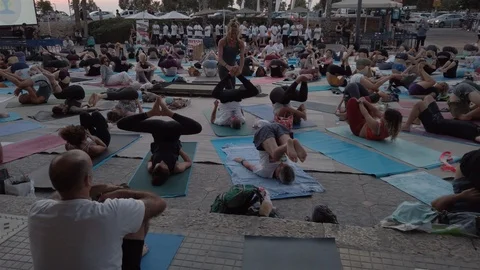 Public Yoga lesson Stock Footage 116744805