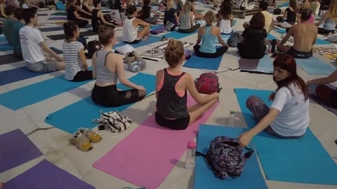 Public Yoga lesson Stock Footage 116748208