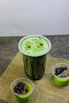 Pudding green tea with bubble Stock Photos