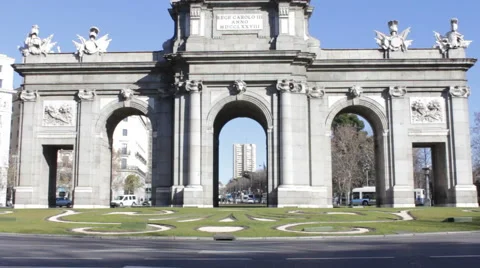 Puerta de Alcala Stock Footage 51704426