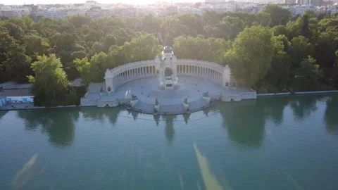 Puerta de Alcala Stock Footage 326048500