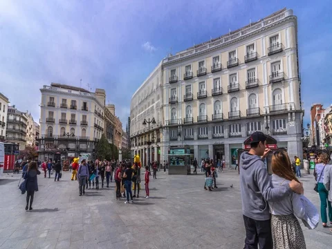 PUERTA DE SOL 4K TIMELAPSE 09 Video stock 75324757