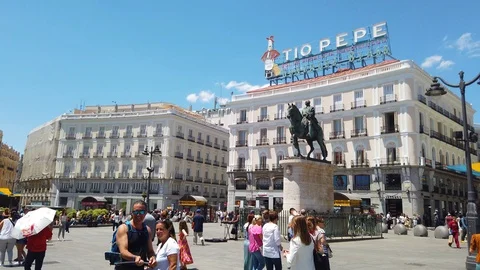 Puerta del Sol, a popular square in Madrid, Spain Stock Footage 125233192