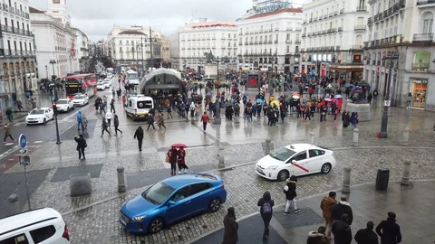 Puerta del Sol square in Madrid, Spain Stock-Footage 123634417