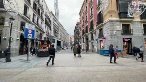 Puerta del Sol Square, Madrid 4K 스톡 동영상 223406234