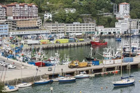 Puerto pesquero,Ondarroa, Vizcaya, Euzkadi, Spain Stock Photos