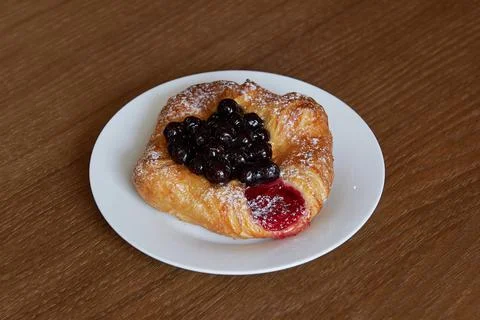 Puff with currant and jam Foto stock