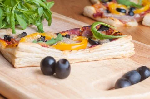 Puff pastry cake Фото