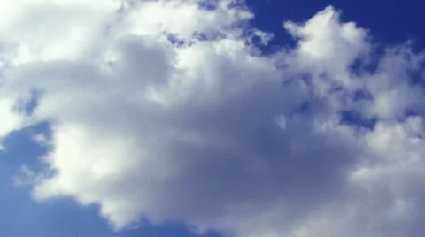 Puffy low clouds timelapse Stock Footage 36781781