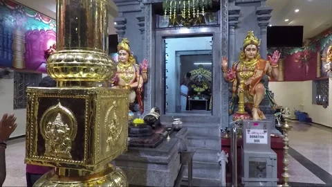 Puja Ceremony inside Sree Ganeshar Temple, Hilltop Temple, Penang, Malaysia Stock Footage 325294340