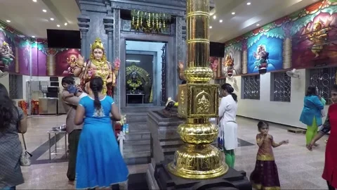 Puja Ceremony inside Sree Ganeshar Temple, Hilltop Temple, Penang, Malaysia Stock-Footage 325296416