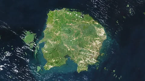 Pulau Billiton Island in the Java Sea. Satellite map. Zoom Vídeos de archivo 302983188