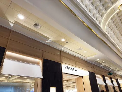 Pull and Bear store in Manchester city center mall with wood panels and bri.. Stock Photos