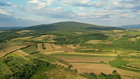 Pull Back Drone Shot of Bukovik Mountain and Rural Landscape in Serbia Vídeos de archivo 333143876