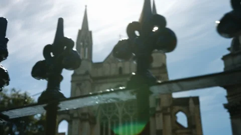 Pull focus gothic church Dunedin, New Zealand. Vídeos de archivo 88382140