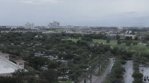 Pull focus from view of Orlando to the rain on the window pane Stock Footage 169968033