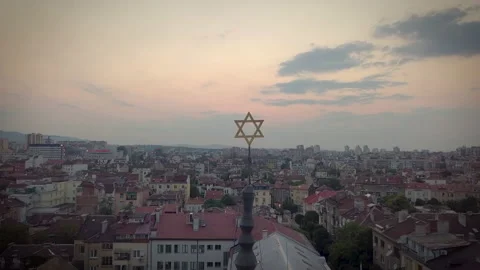 Pull out Aerial Shot Star of David Dome, Synagogue in Sofia, Bulgaria Stock-Footage 159553580