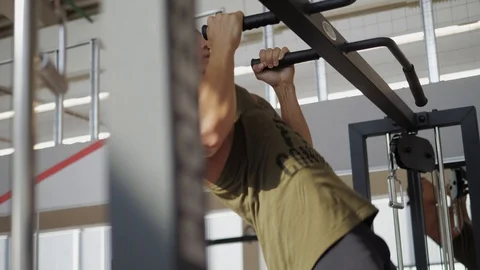 Pull ups of fit guy Stock Footage 118073125