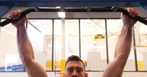 Pull-ups Vídeos de archivo 52205259