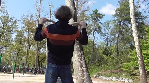 Pull ups in a park Video stock 158464274