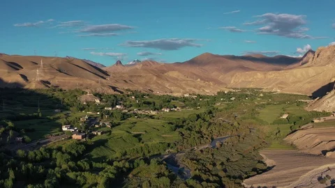 Pullack drone shot of the whole valley of wakha-mulbekh in summer Stockbeeldmateriaal 123768288