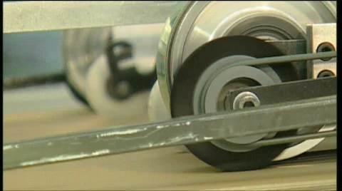 Pulley rack focus 動画素材 377526