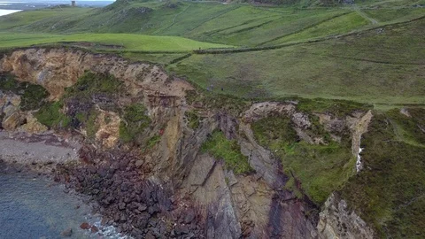 Pulling back from a cliff Stock Footage 111654067