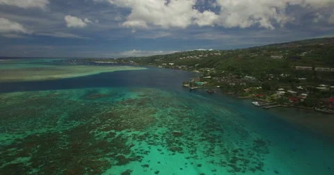 Pulling back on Tahiti Stock-Footage 61858733