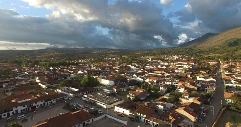 Pulling Back on Villa de Leyva Vídeos de archivo 61304872