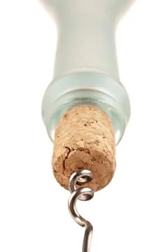 Pulling corkscrew cork from the bottle Foto stock