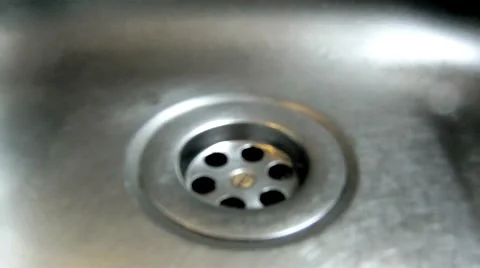 Pulling the plug Stock-Footage 8535761