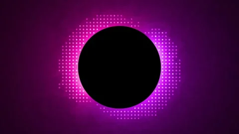 Pulsating purple pixelated light forming circle frame on dark background Vídeos de archivo 333299666