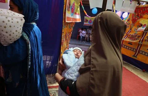 Pulse polio immunization campaign begins in Jammu and Kashmir, Srinagar, India - Stock Photos
