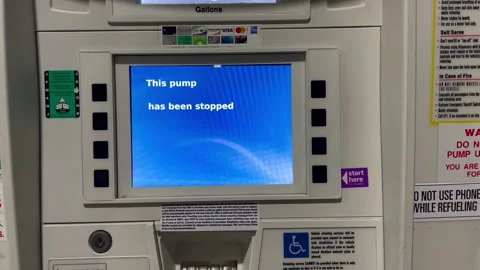 This Pump Has Been Stopped Gas Station Out of Gas No Gas Shortage Night Straight Vidéo 154315326